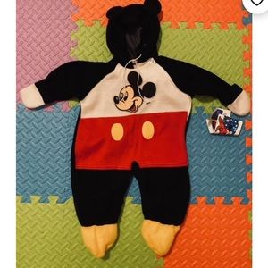 Vintage 1980s Mickey Mouse kids warm sleeper.